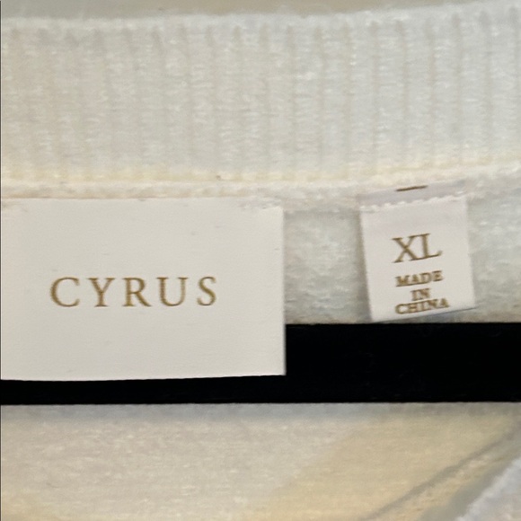 Cyrus Cream Cable Knit Sweater - Picture 7 of 7